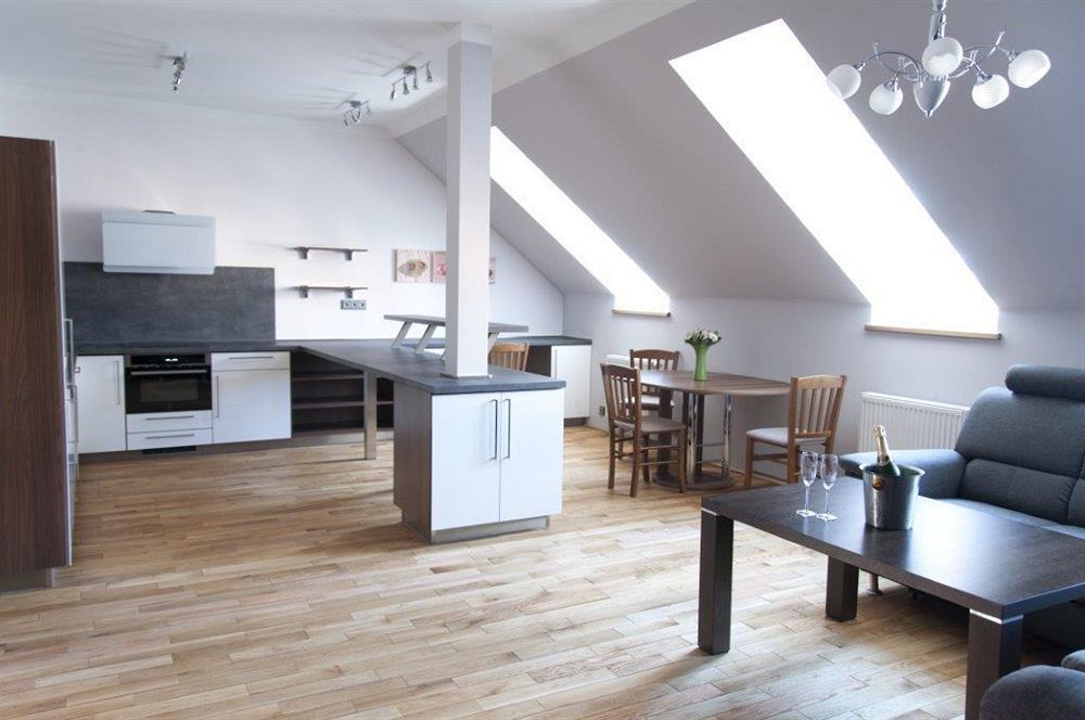 Apartmany Becherplatz Karlovy Vary Extérieur photo